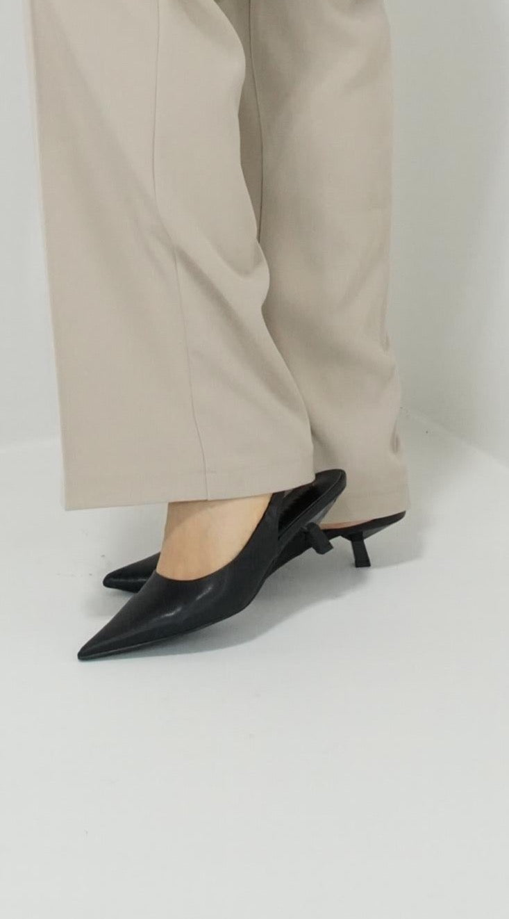 The Dainty Heel