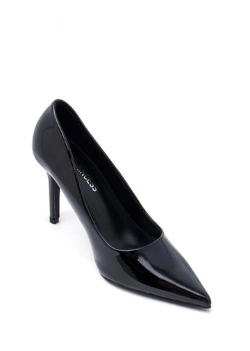 The Basic Pump Black